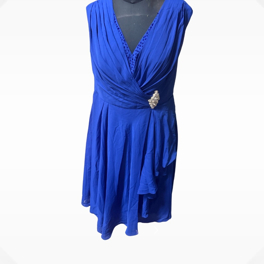Elegant Blue Sleeveless Dress